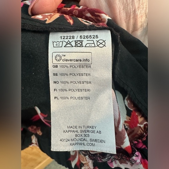 Xlnt Lightweight Barbiecore Floral Zip Up Jacket - Bought in Norway Size 3XL - Picture 4 of 14